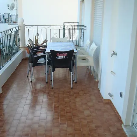 Apartamento T3 Em - Algarve 아파트 *