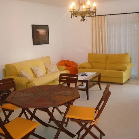 Apartamento T3 Em - Algarve